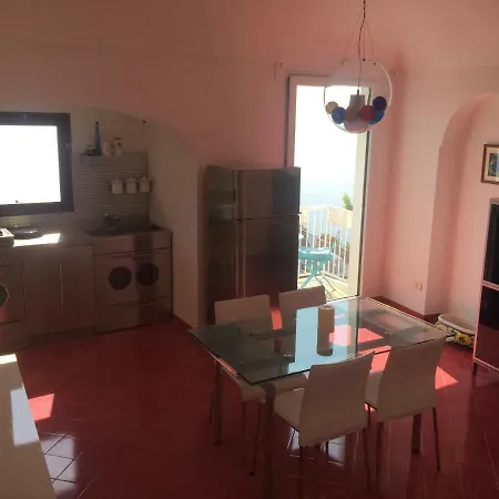 Vakantiehuis La Casa Del Sole Praiano